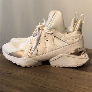 Puma white/silver high top sneaker (weave design)